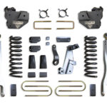 MaxTrac 8" Lift Kit with 4-Links and Vulcan Shocks for Factory Rear Air Ride for 2013-2018 RAM 3500 4WD Diesel-K947385VLA
